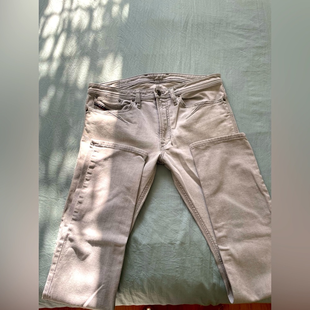 DIÉSEL GRAY JEANS FOR MEN SIZE: 30